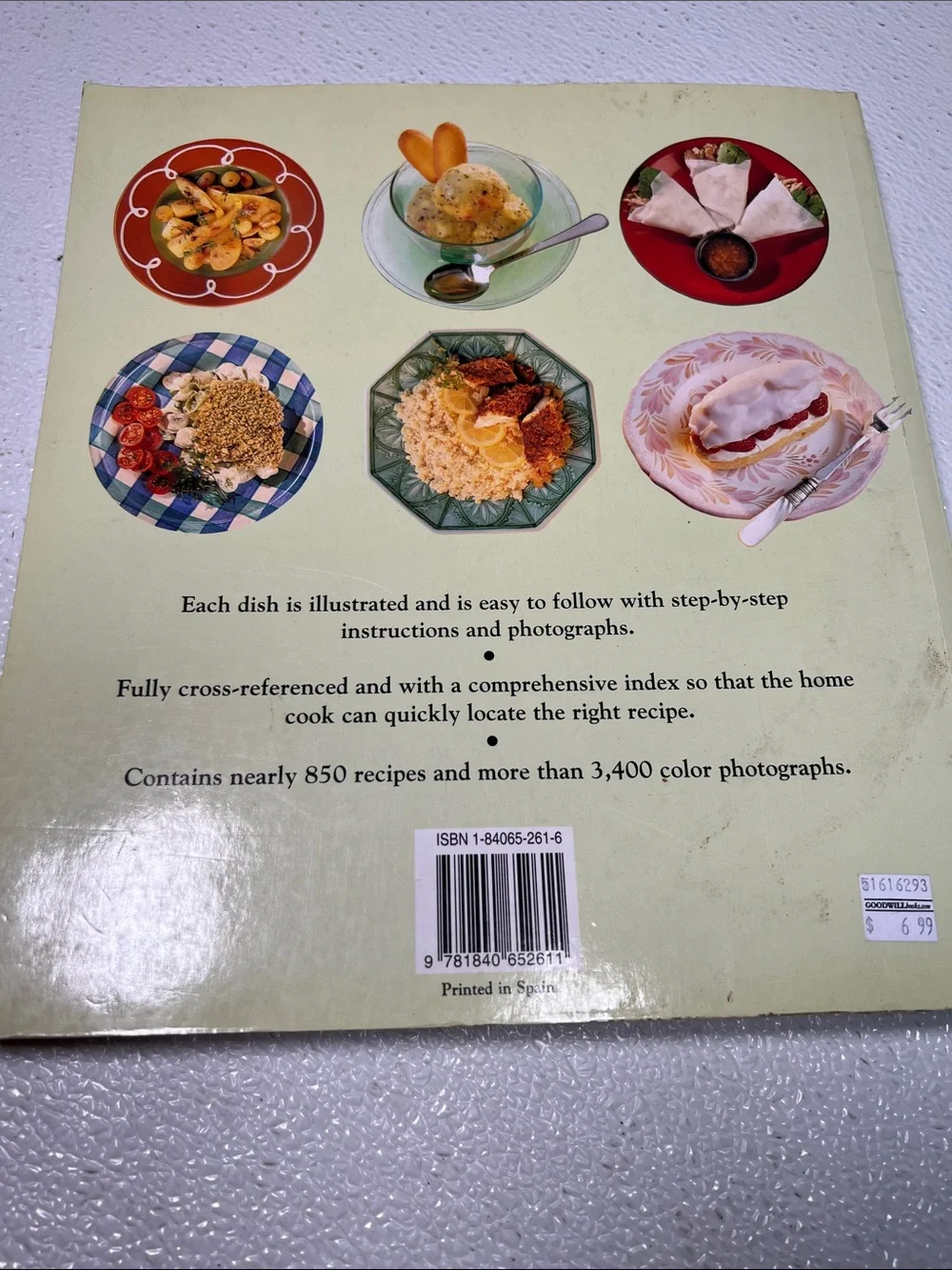 Southern Living and Complete Step by Step Cook Books Great Condition